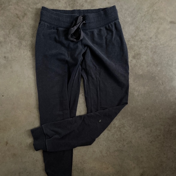 Lululemon sweat pants - Picture 1 of 4